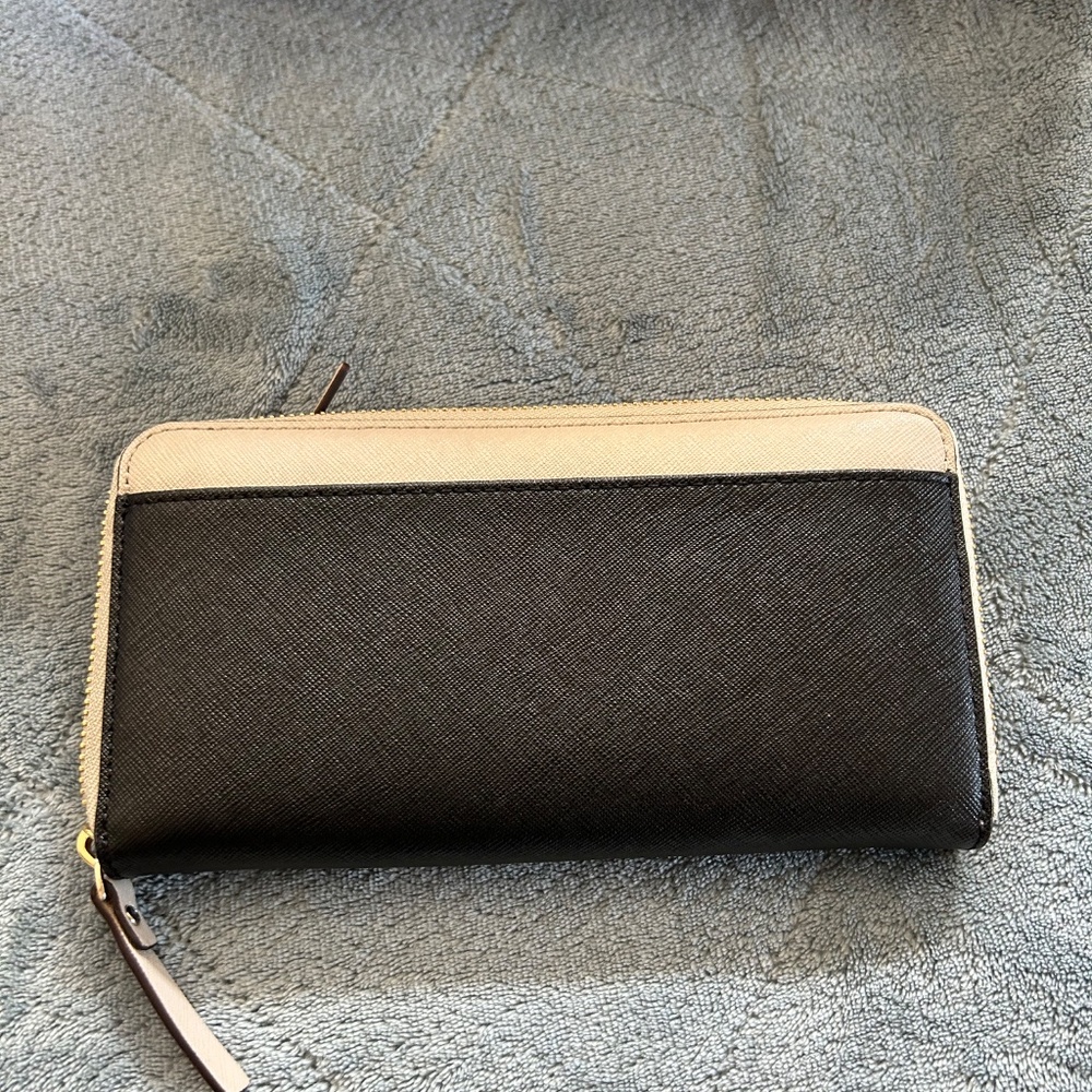 Kate Spade Handbag and matching wallet - Picture 2 of 9
